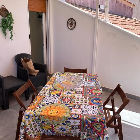 La Casa Di Lalla Cefalu Exterior photo